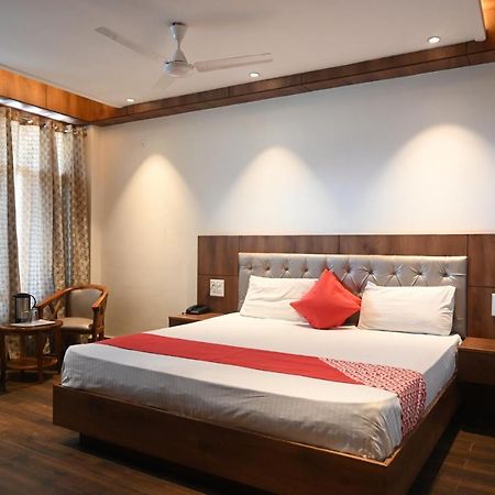 Apple Blossom Hotel Manali  Exterior photo