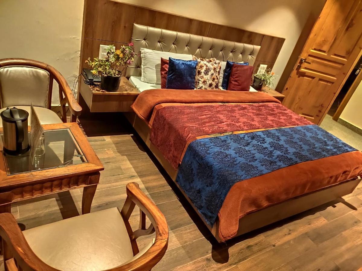Apple Blossom Hotel Manali  Exterior photo