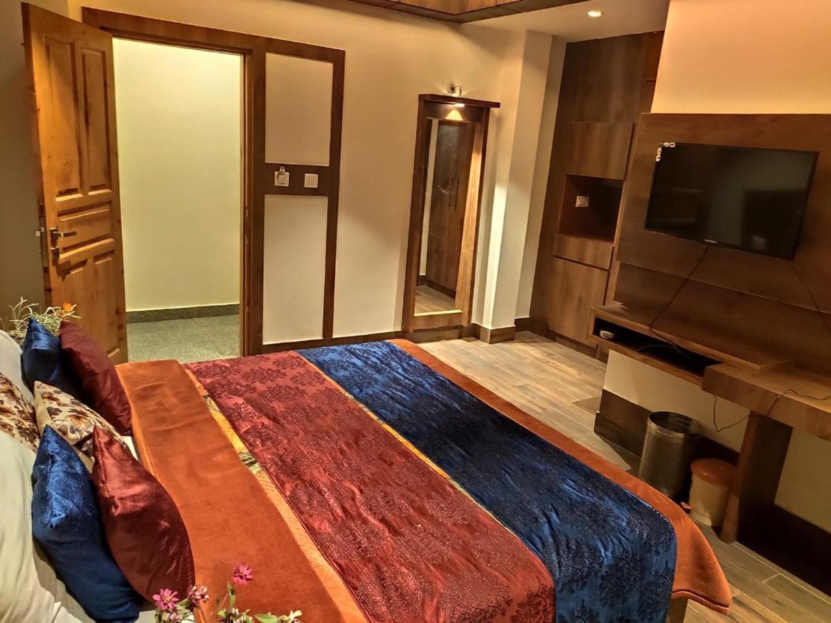 Apple Blossom Hotel Manali  Exterior photo